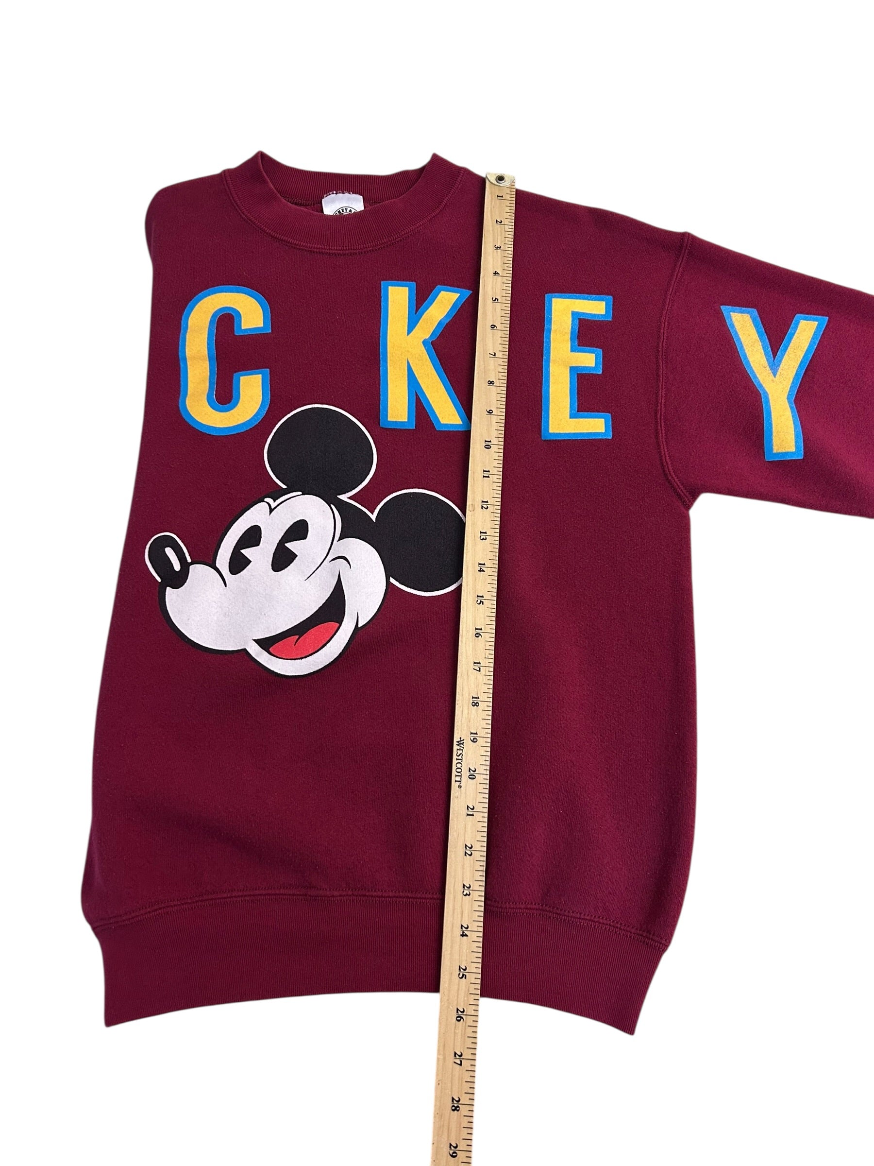 Mickey & Co Mickey Mouse Spellout Sweatshirt – Burgundy Disney Crewneck – 90s (Large)