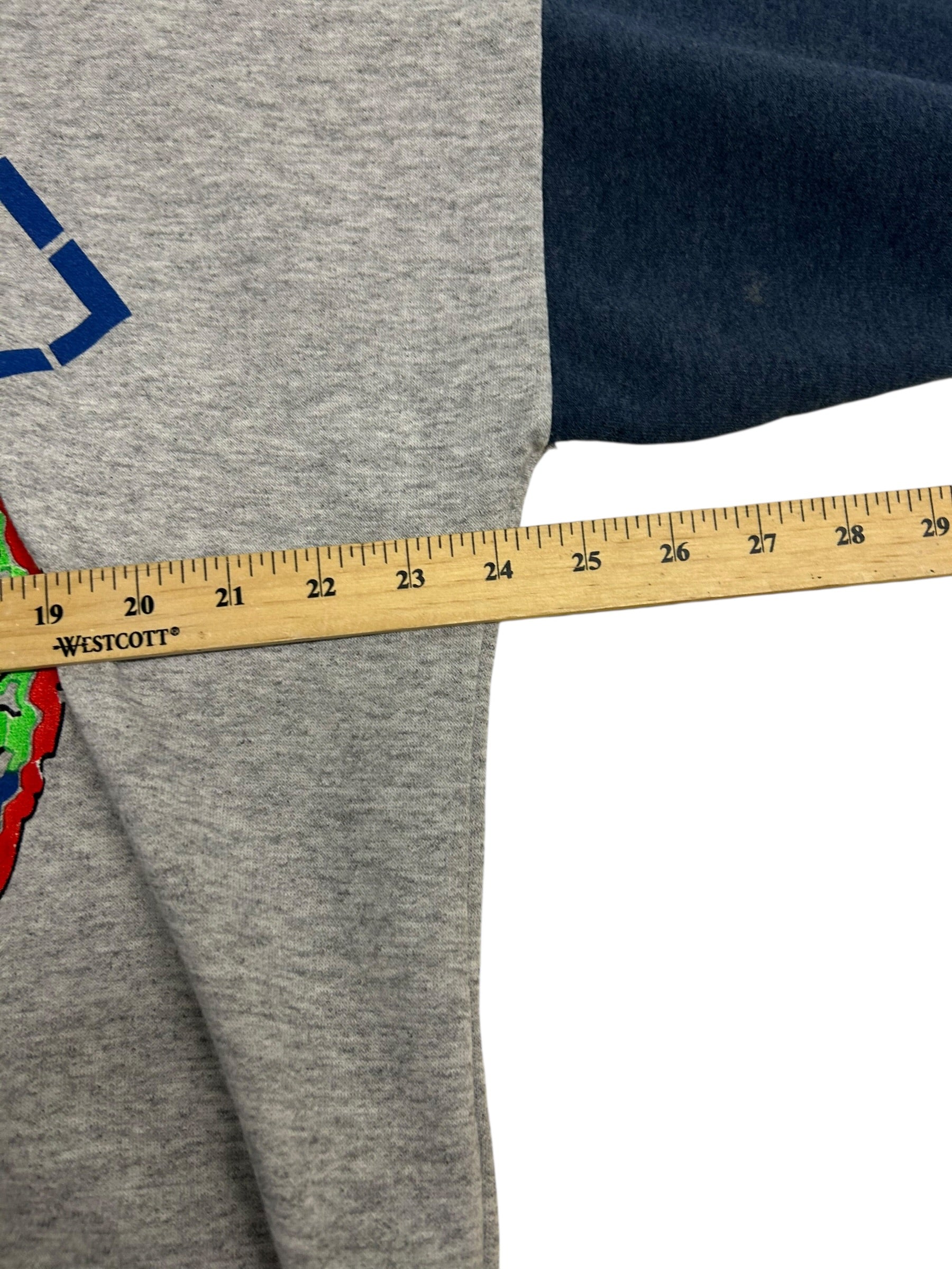Vintage Track & Field Graphic Crewneck Sweatshirt – Grey Athletic Running Sweater – Size L/XL