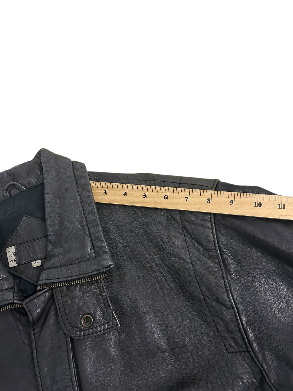 Vintage Black Leather Bomber Jacket – Size 42 – 80’s/90’s