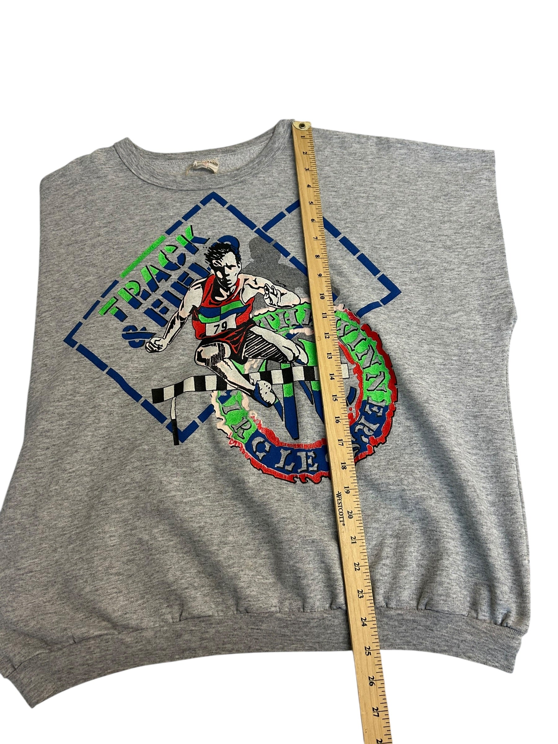 Vintage Track & Field Graphic Crewneck Sweatshirt – Grey Athletic Running Sweater – Size L/XL