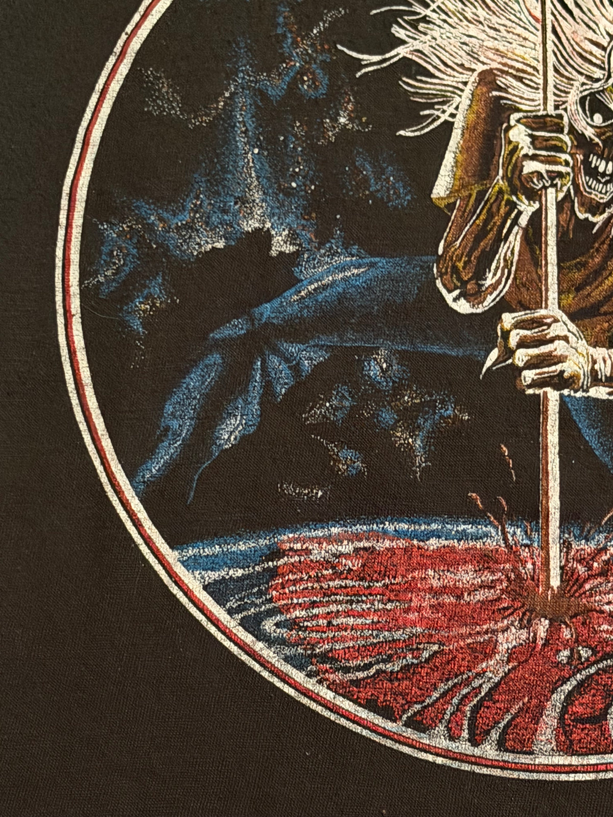 1982 Iron Maiden “The Beast On The Road” (Medium)