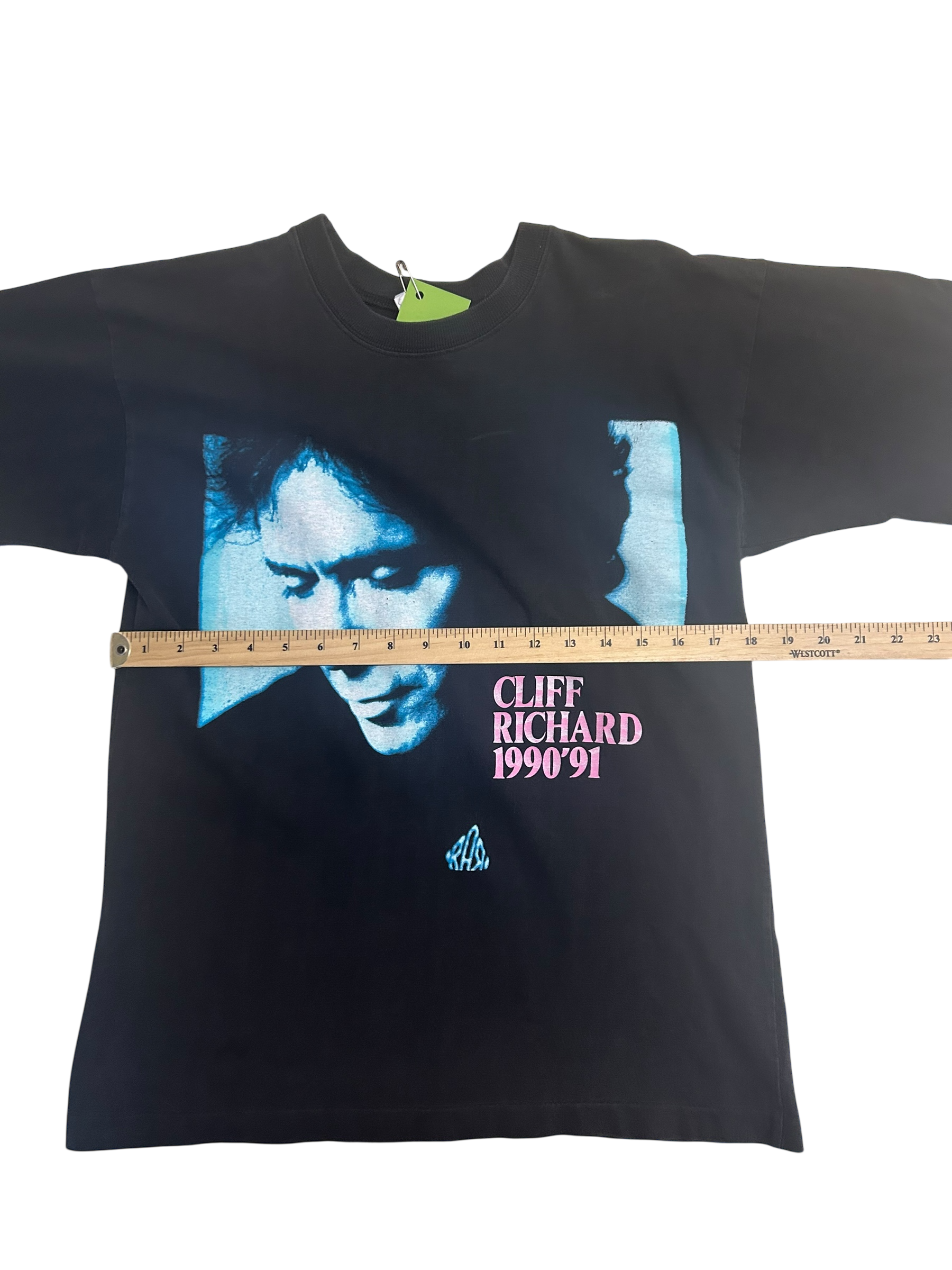 1990 Cliff Richard (Large)