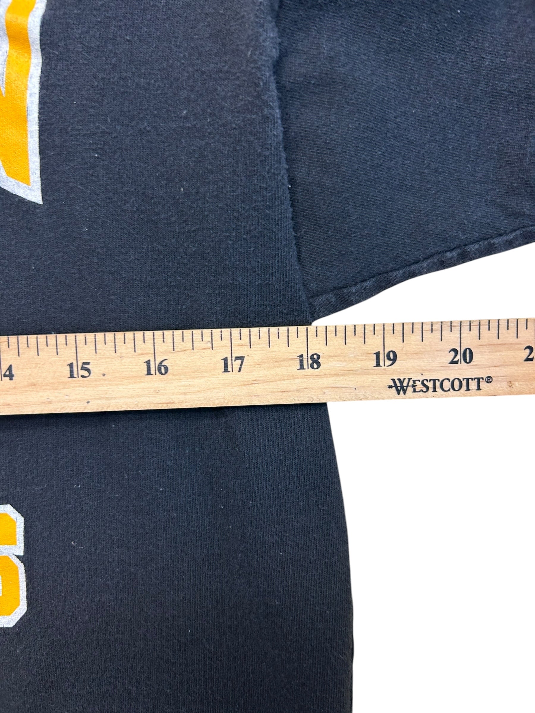 90’s Starter Bruins Tee (Medium)